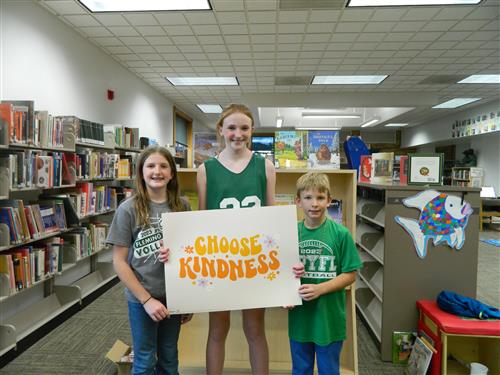 The Cochran family Choose Kindness at the 2023 Book fair by buys for friends as well as themselves! 